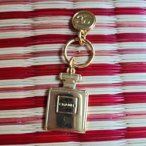 Chanel gold bottle logo charm - gold,
