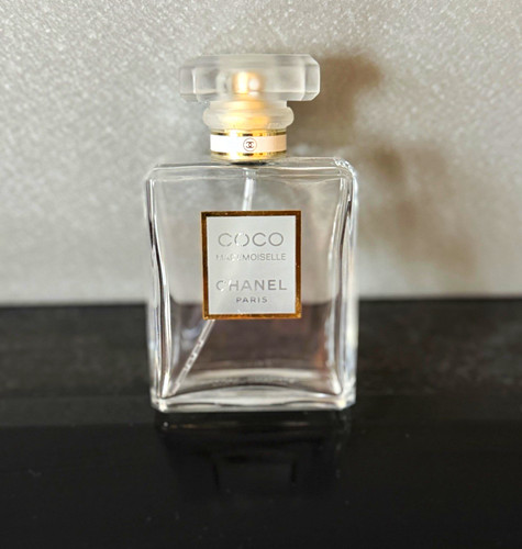 Empty bottle chanel - empty,