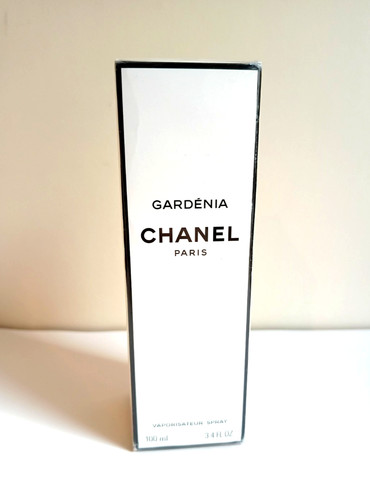 Chanel gardenia vintage boxed - chanel,